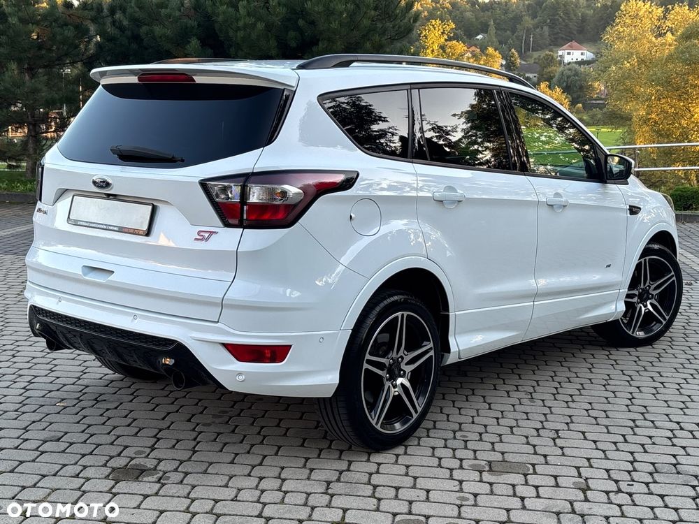 Ford Kuga 2.0 TDCi AWD ST-Line - 4