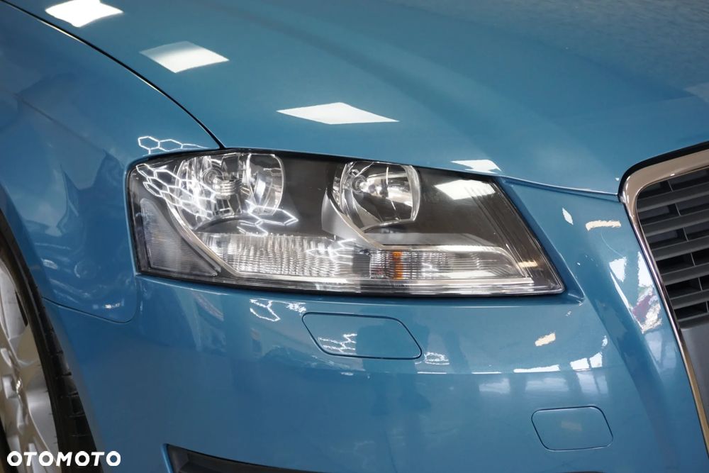 Audi A3 Sportback 2.0 TDI Ambiente - 12