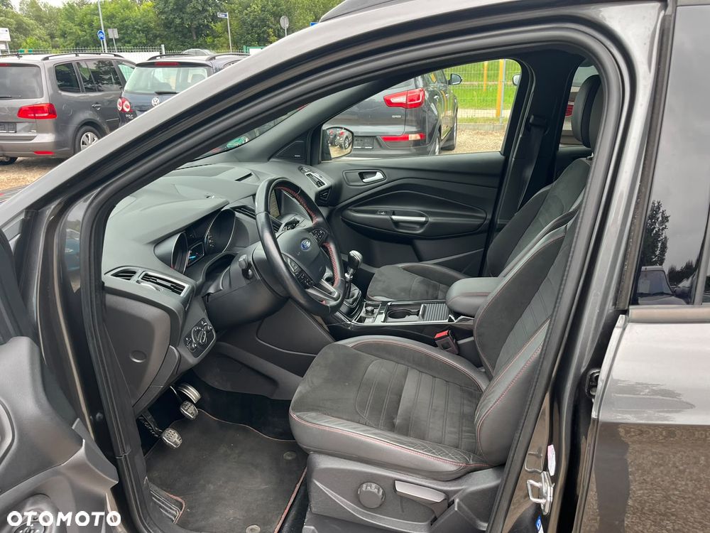 Ford Kuga 2.0 TDCi AWD ST-Line - 13