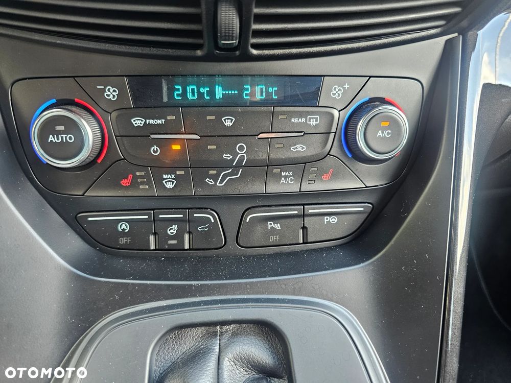 Ford Kuga 2.0 TDCi AWD ST-Line - 14