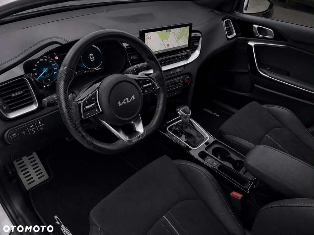 Kia ProCeed 1.5 T-GDI DCT7 OPF GT LINE - 12