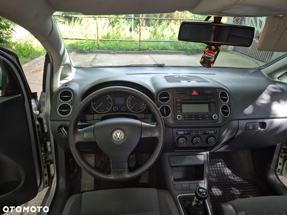 Volkswagen Golf Plus - 16