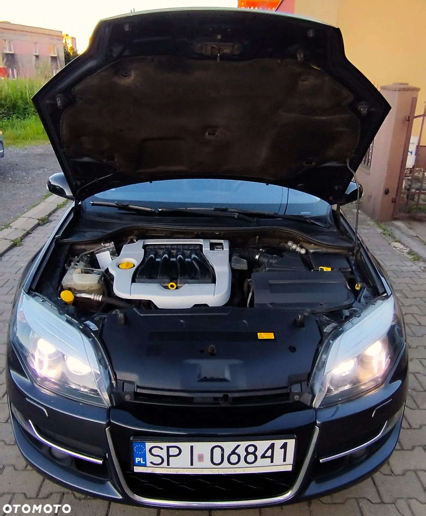 Renault Laguna 2.0 Bose Edition - 9