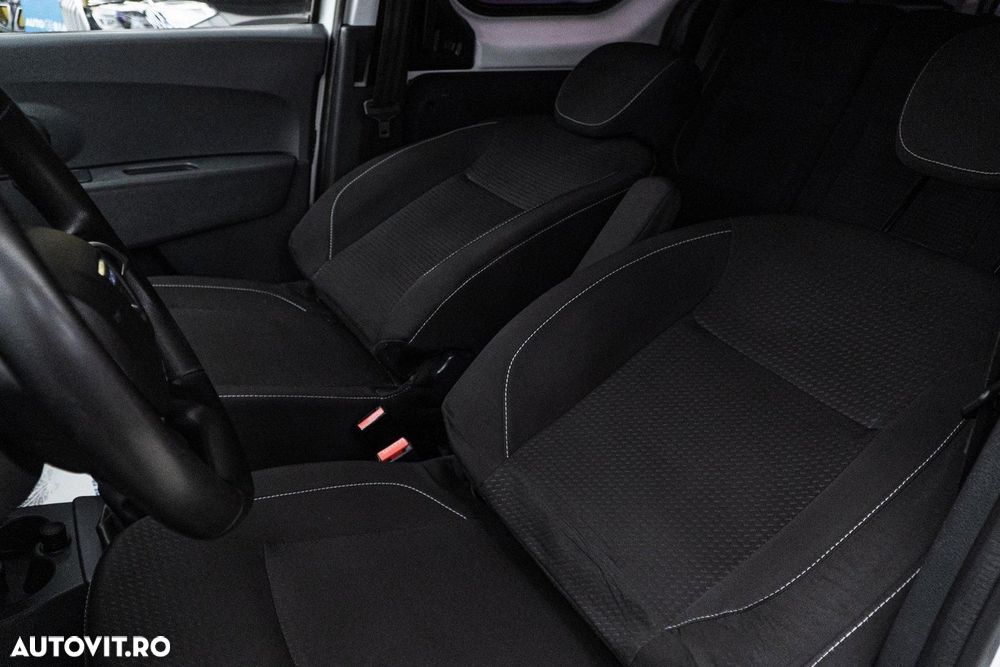 Dacia Dokker 1.5 Blue dCi Laureate - 14