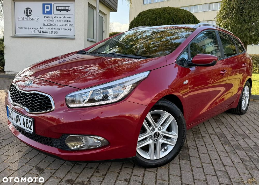 Kia Ceed 1.4 CRDi 90 SW Vision - 2