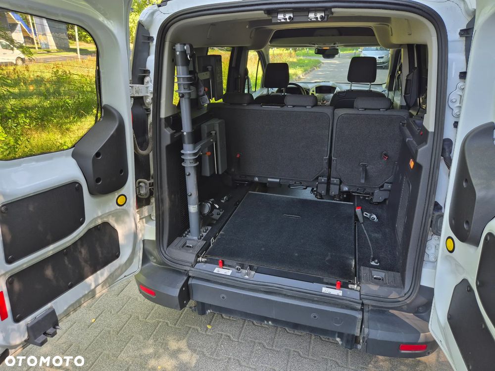Ford Transit Connect - 34