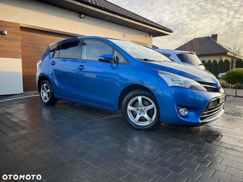Toyota Verso 1.8 Executive - 31
