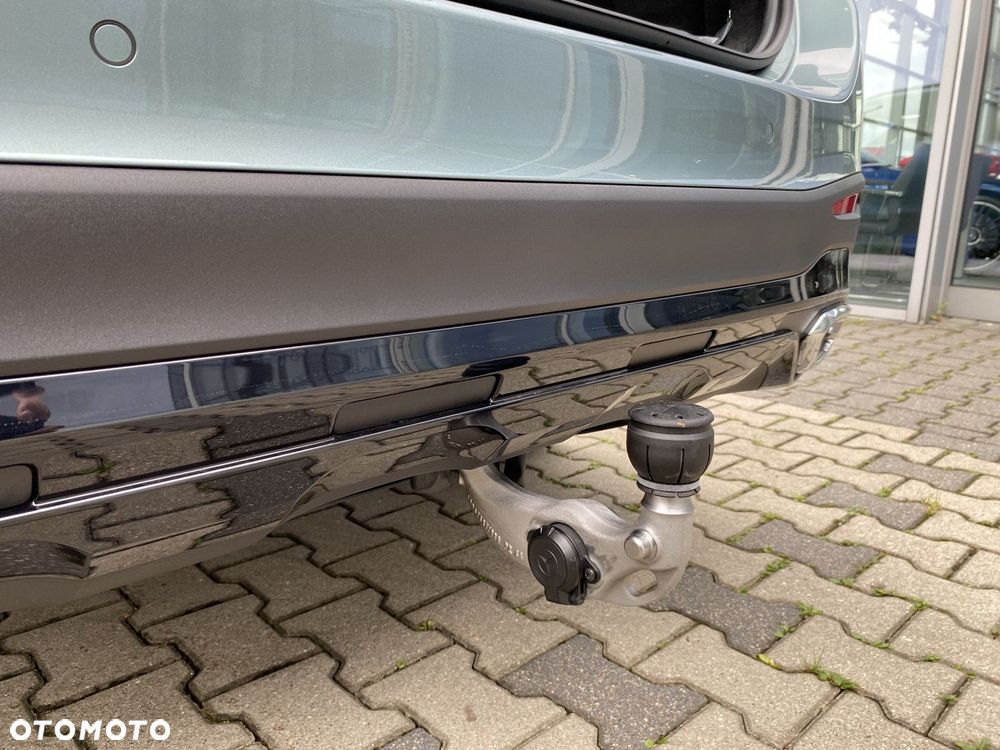 Mercedes-Benz GLC - 28