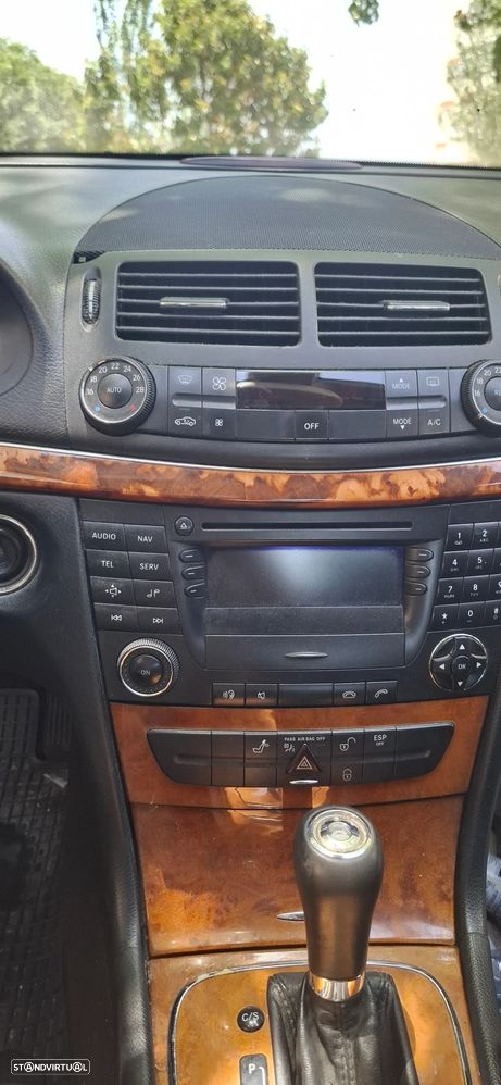 Mercedes-Benz E 220 CDI Auto Avantgarde DPF - 3