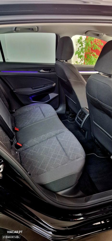 VW Golf 1.0 TSI Life - 34
