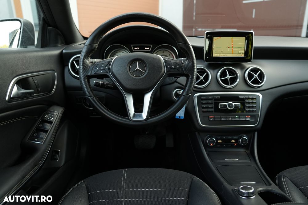 Mercedes-Benz CLA 220 d 7G-DCT Peak Edition - 17