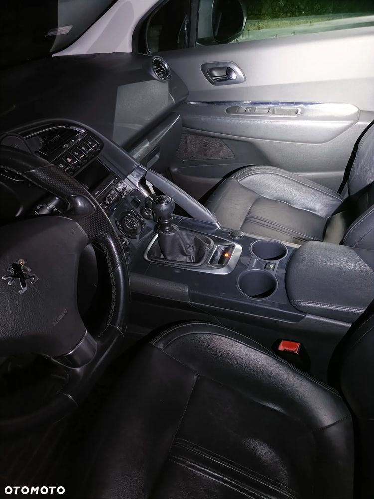 Peugeot 3008 HDi FAP 150 Platinum - 5