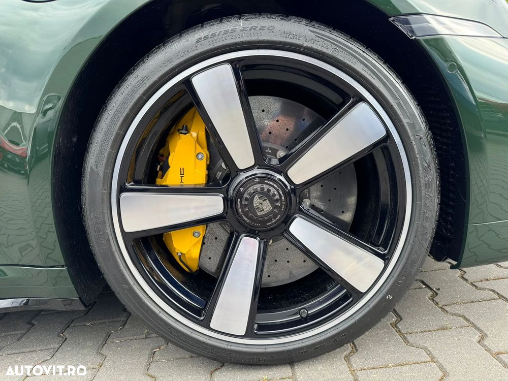 Porsche 911-TURBO-S - 6