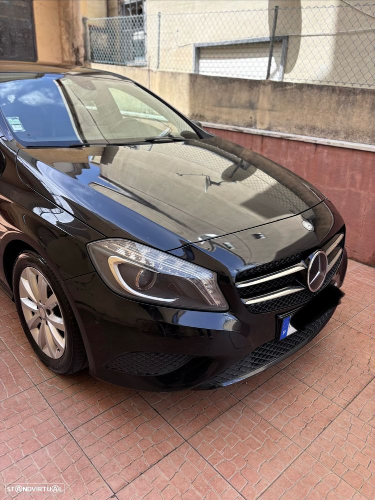 Mercedes-Benz A 180 CDI (BlueEFFICIENCY) - 2
