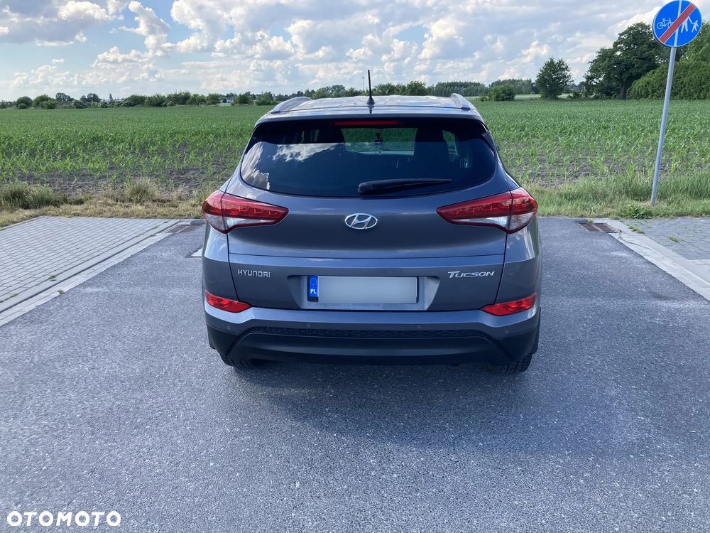 Hyundai Tucson 1.7 CRDI BlueDrive Comfort 2WD - 5
