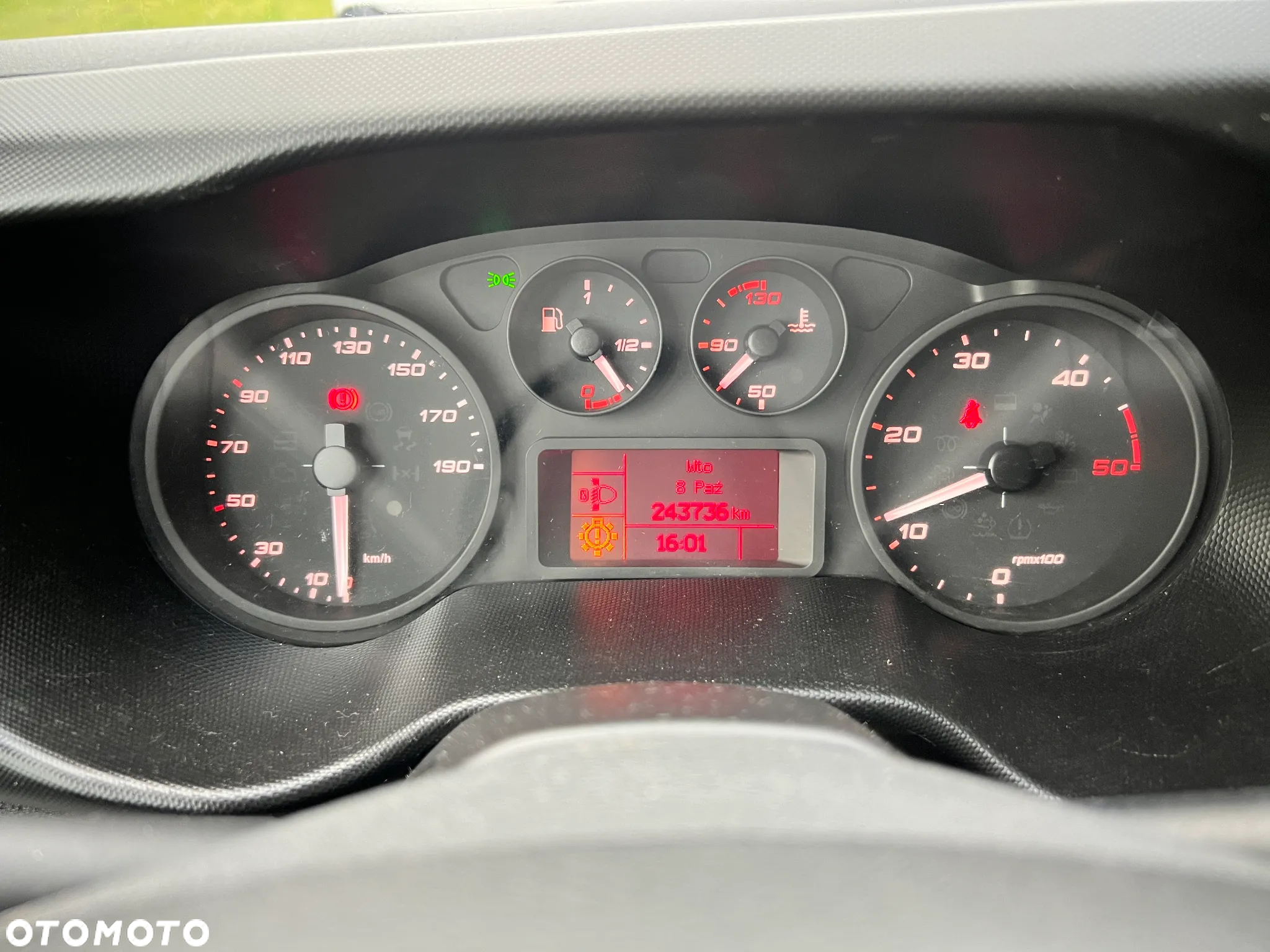 Iveco Daily 35S12 - 12