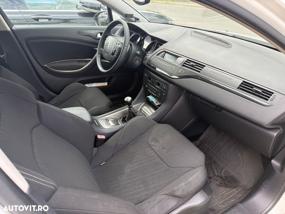 Citroën C5 2.0 HDI BVM6 H3+ Exclusive - 8
