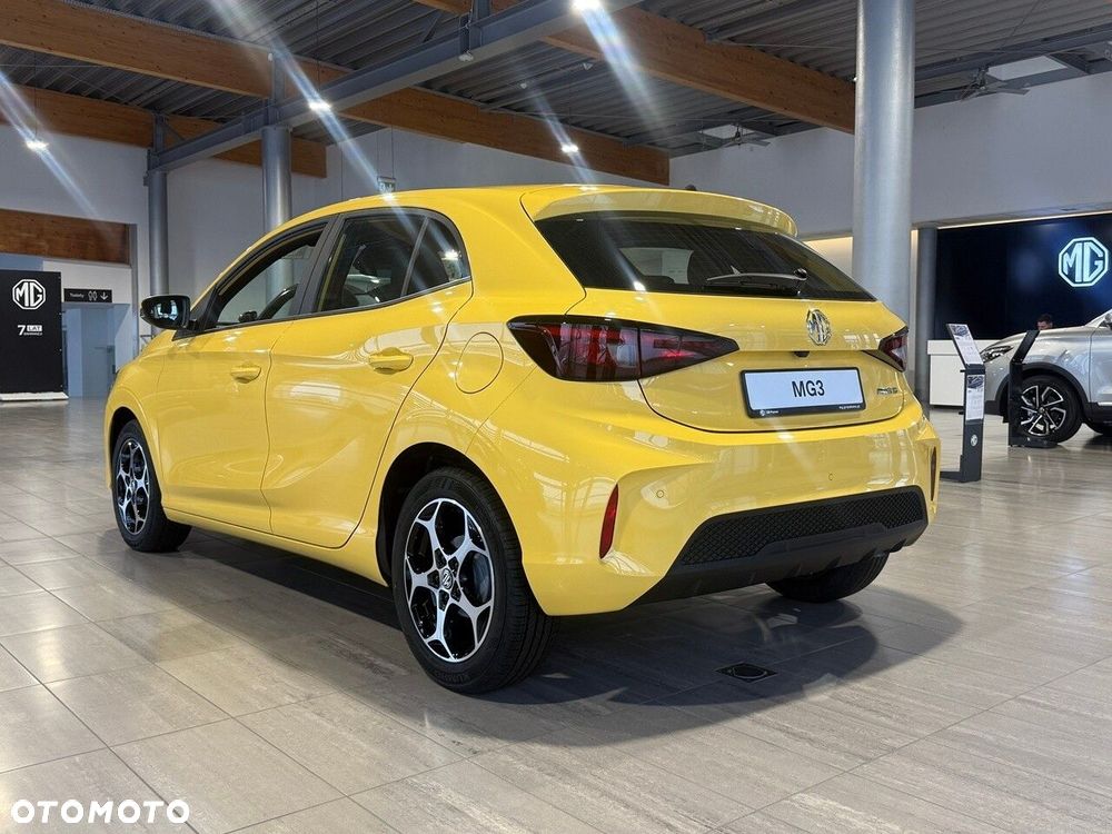 MG MG3 - 8
