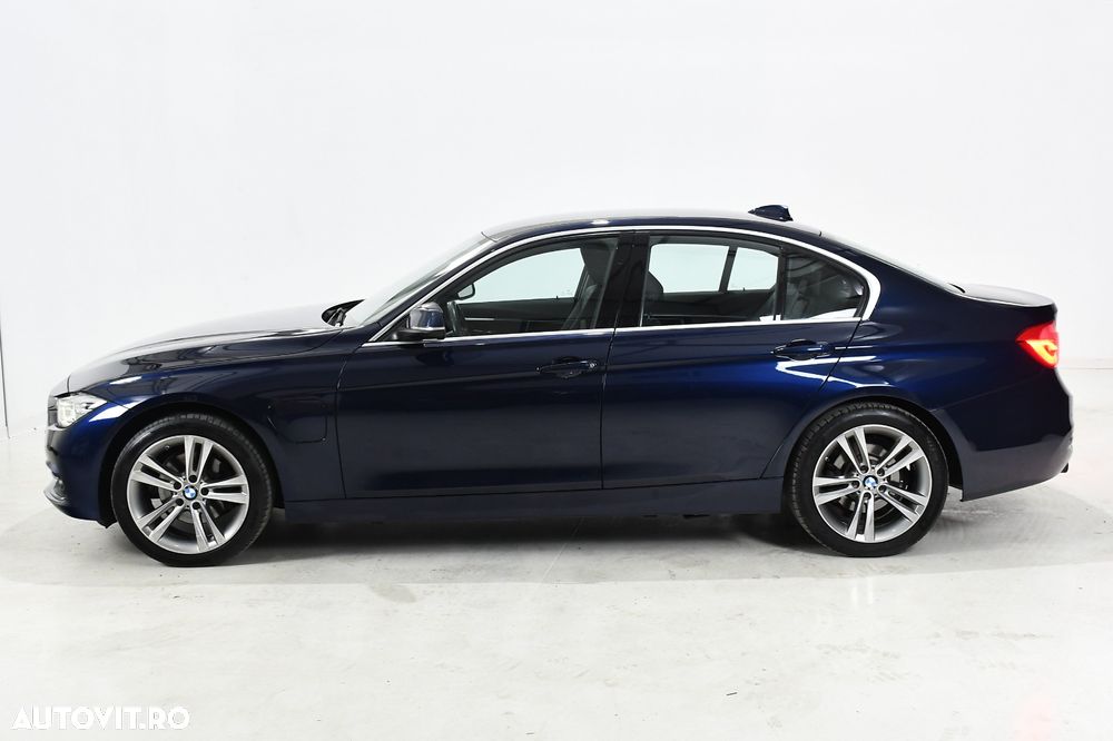 BMW Seria 3 330e iPerformance Sport Line - 6