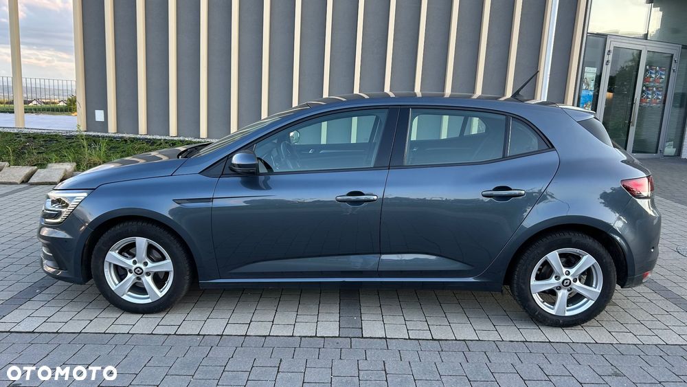 Renault Megane TCe 115 GPF ZEN - 4