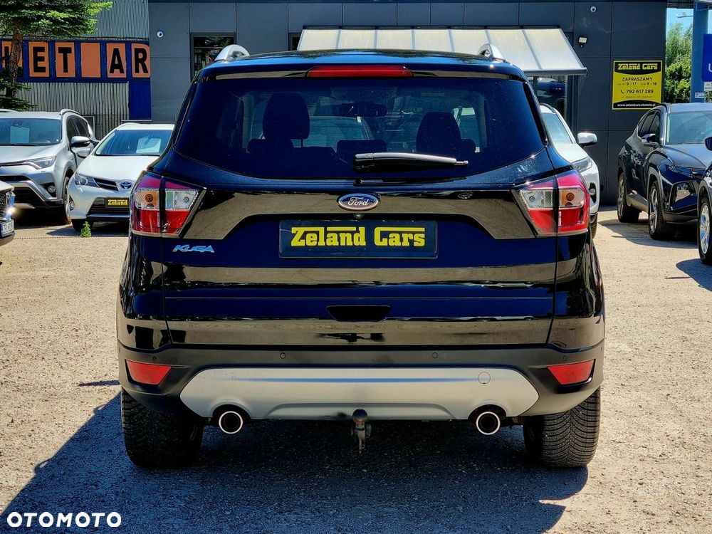 Ford Kuga 1.5 EcoBoost 2x4 Titanium - 6