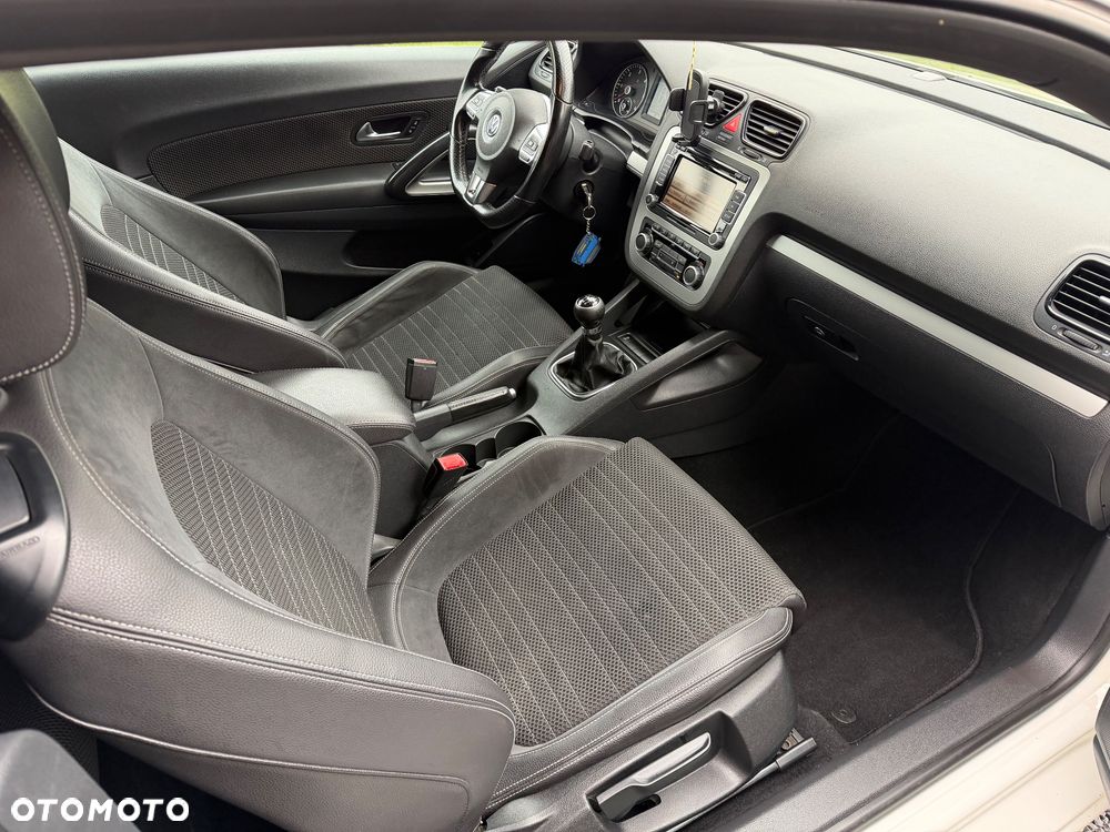 Volkswagen Scirocco 2.0 TDI - 4