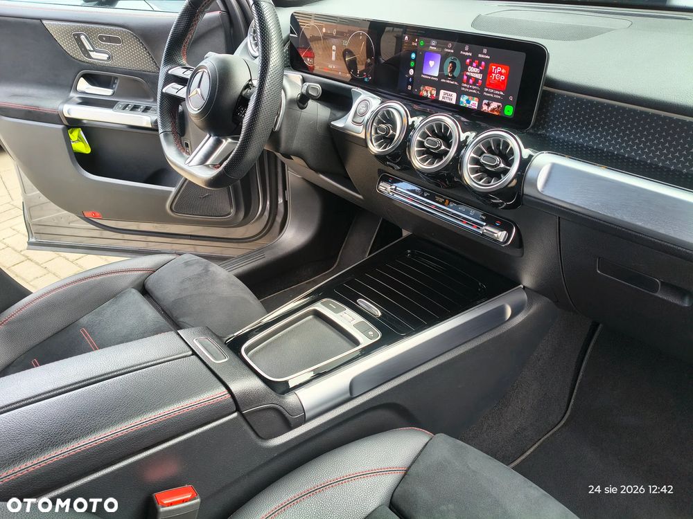 Mercedes-Benz GLB 220 d 4-Matic AMG Line 8G-DCT - 15