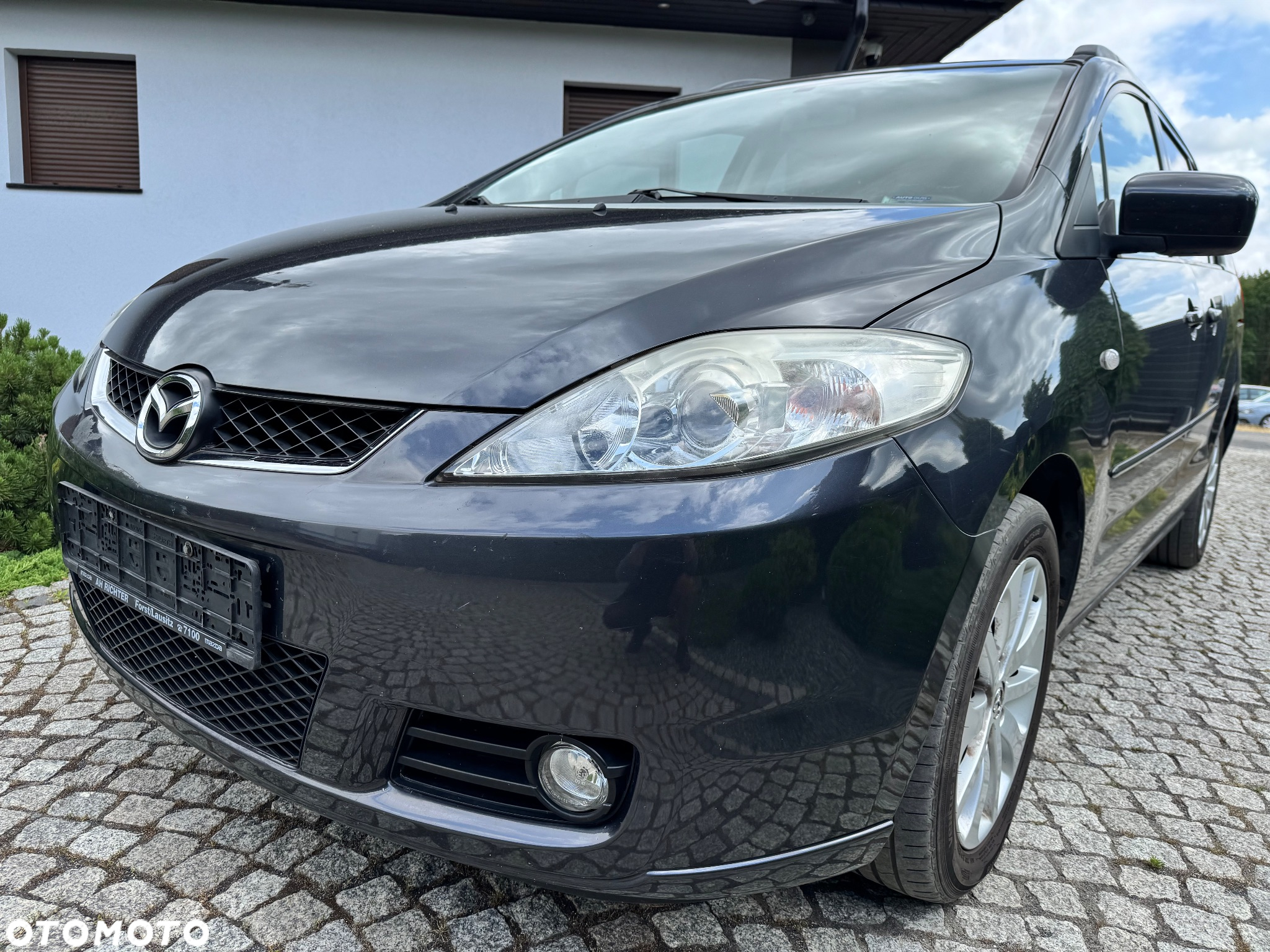 Mazda 5 - 4