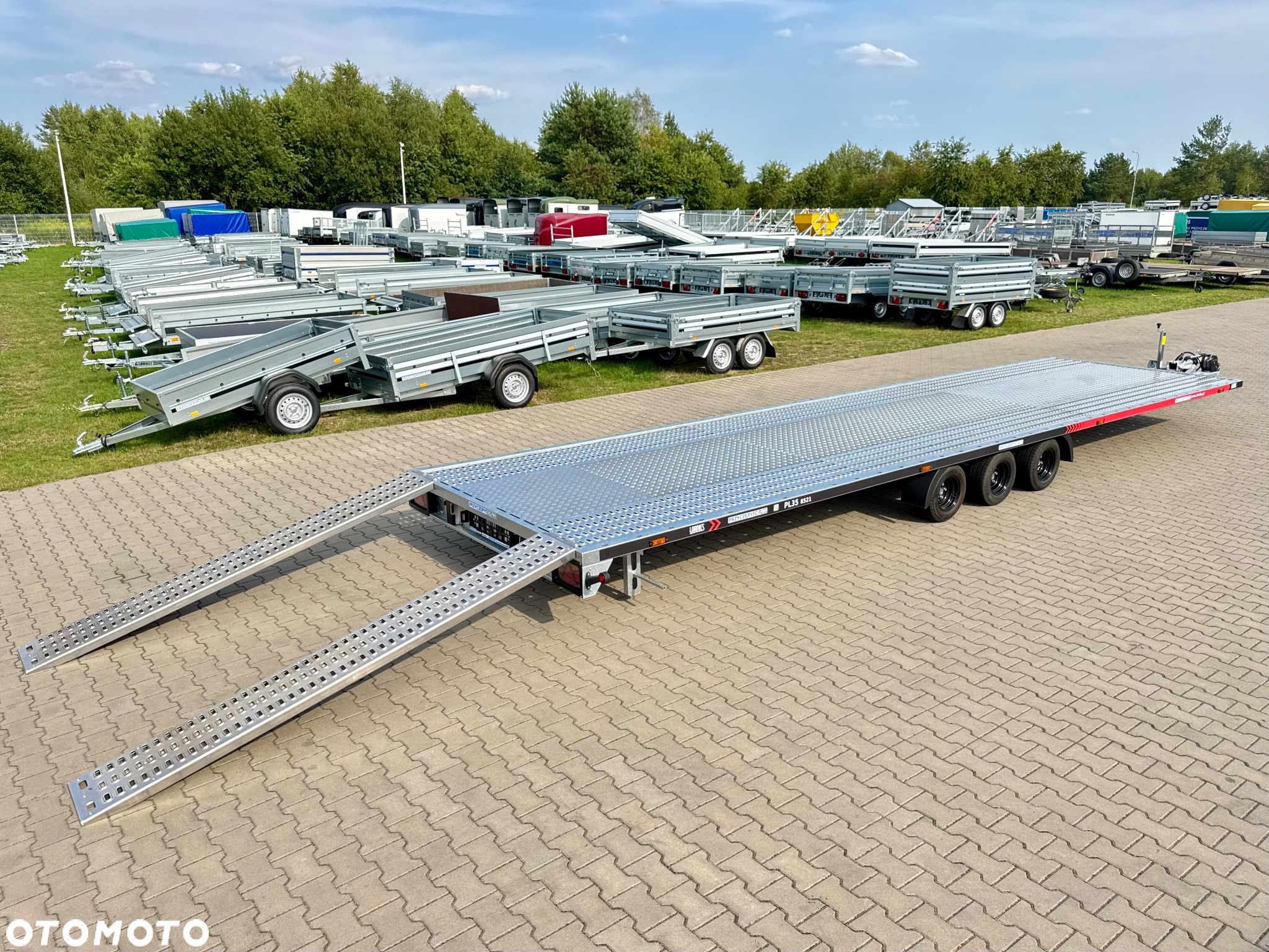 Lorries PL35-8521 laweta na dwa auta 3500kg wypełnienie podłogi ALU 3 osie - 3
