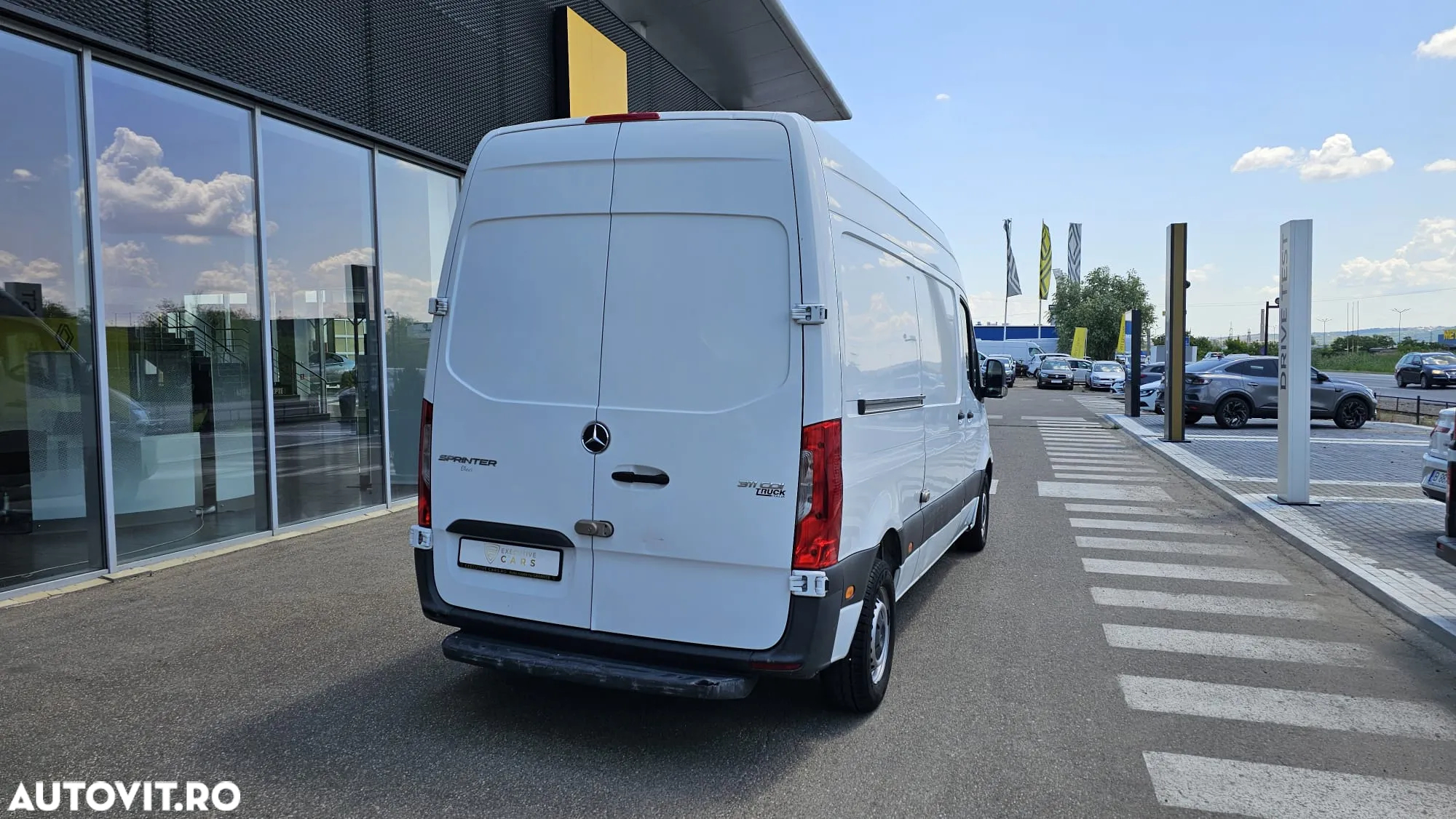 Mercedes-Benz SPRINTER - 4