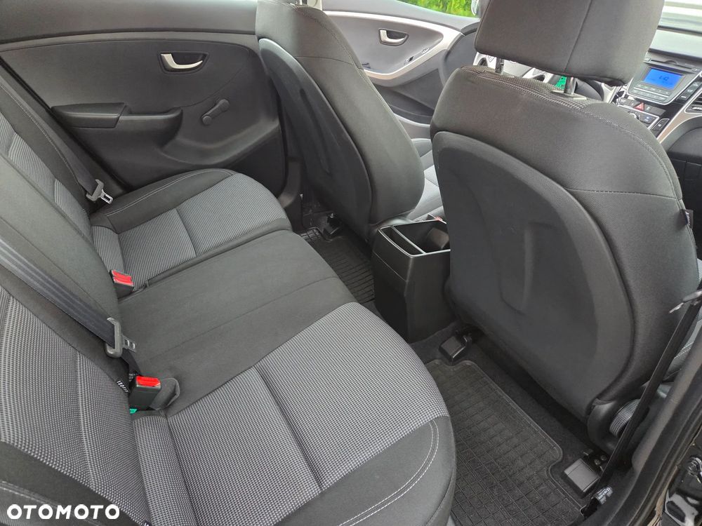 Hyundai i30 - 16