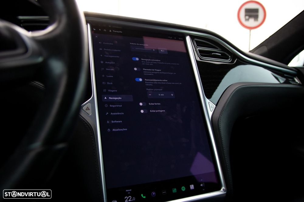 Tesla Model S 90D AWD - 43