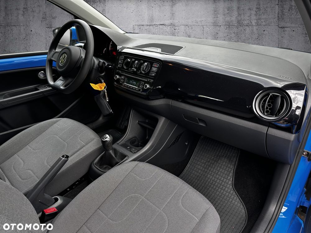 Volkswagen up! BlueMotion Technology move - 7