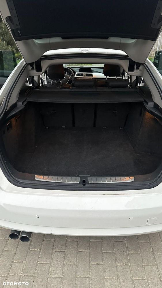 BMW Seria 3 320i xDrive - 8