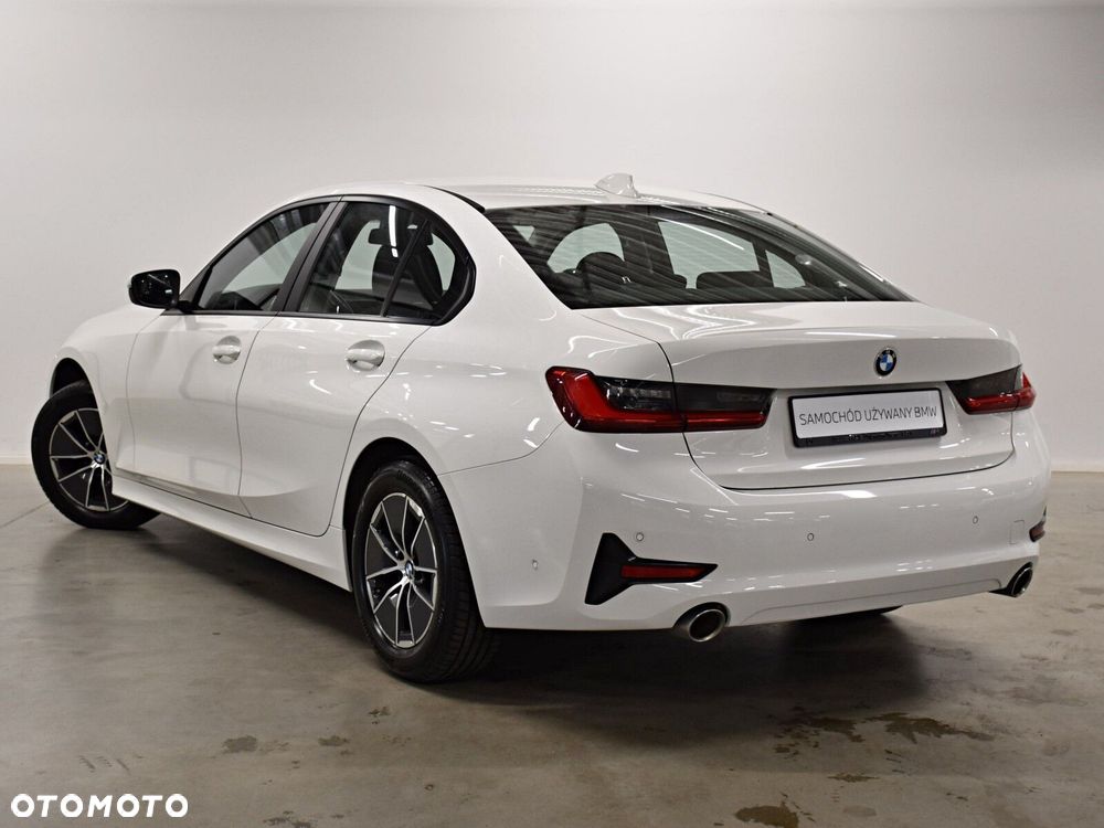 BMW Seria 3 318i Advantage - 4