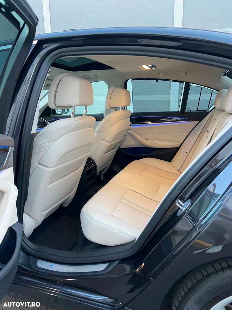 BMW 5 Series 2019 — imagine 13