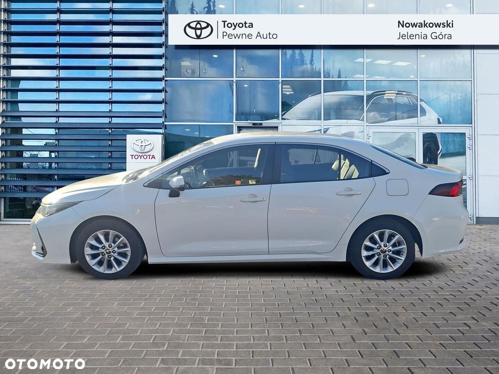 Toyota Corolla - 3