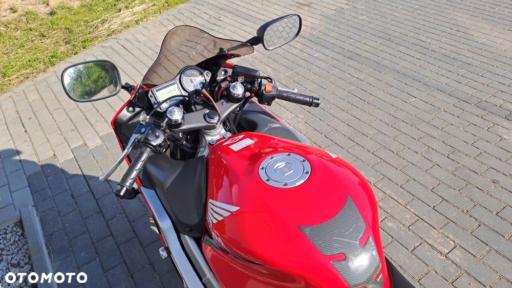 Honda CBR - 21