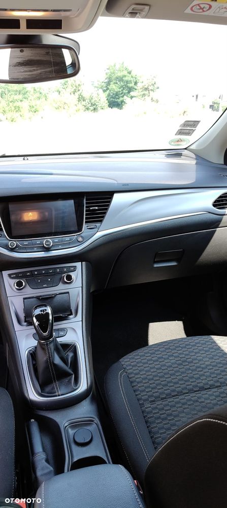 Opel Astra 1.6 CDTI Cosmo - 14