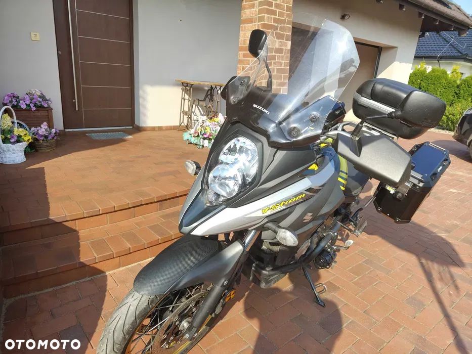 Suzuki V-STROM - 6