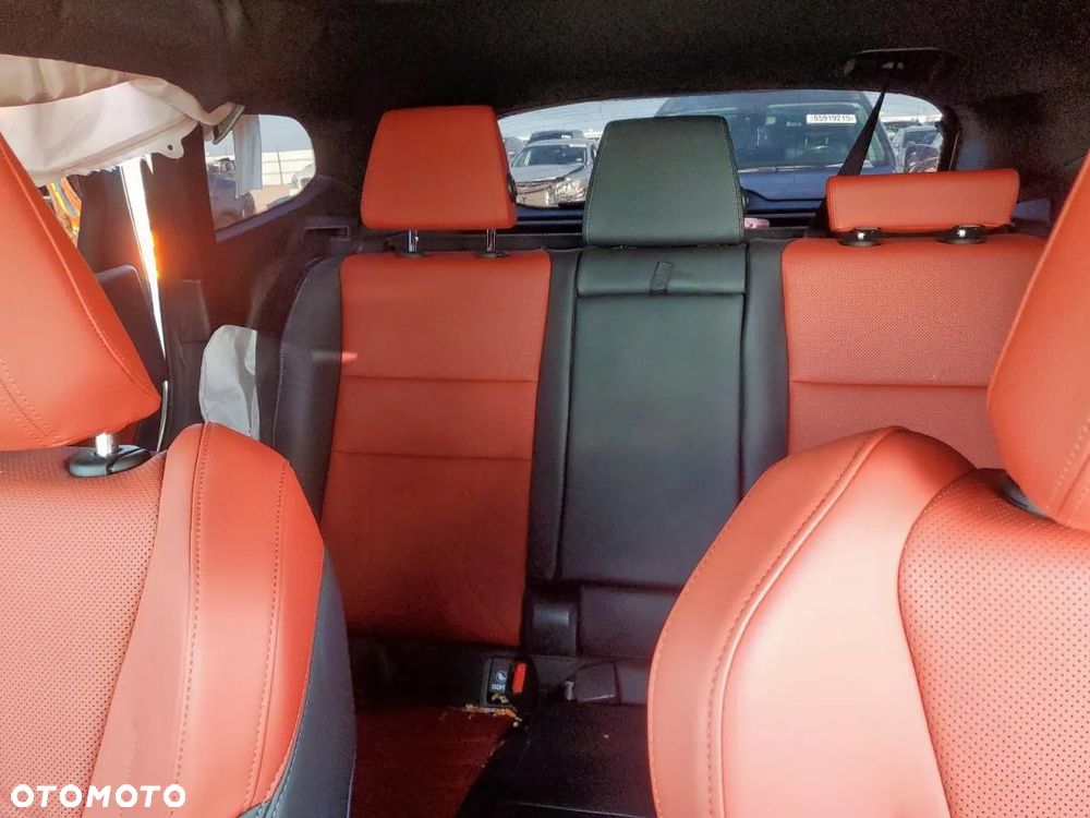 BMW X1 - 10