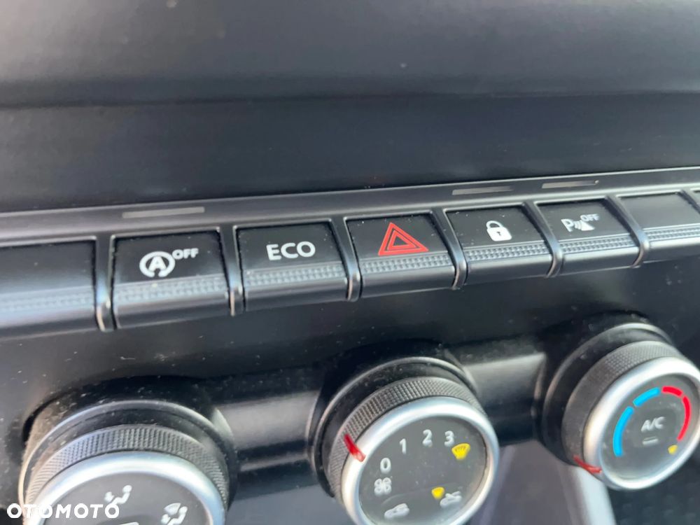Dacia Duster 1.0 TCe Prestige - 27