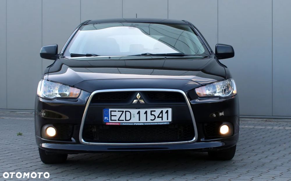 Mitsubishi Lancer 1.8 Intense - 3