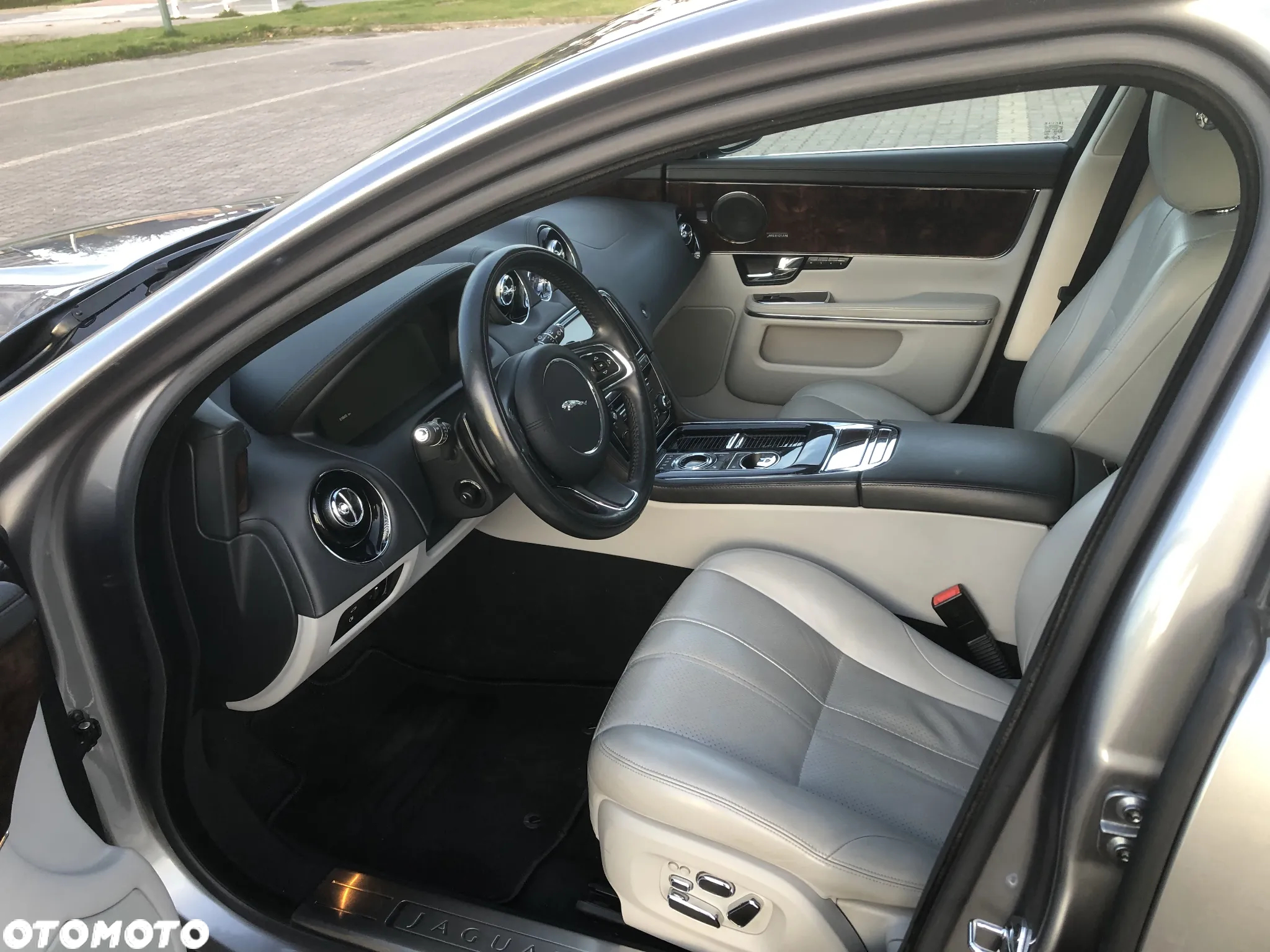 Jaguar XJ 3.0 V6 Kompressor Premium Luxury - 10