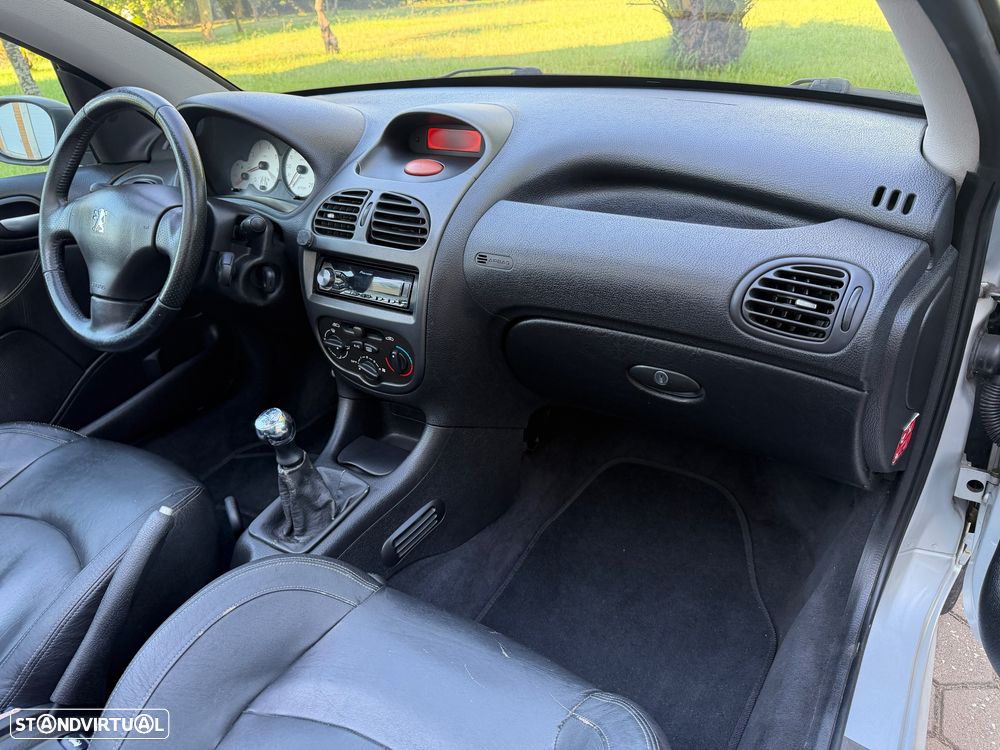Peugeot 206 CC 1.6 Roland Garros - 25