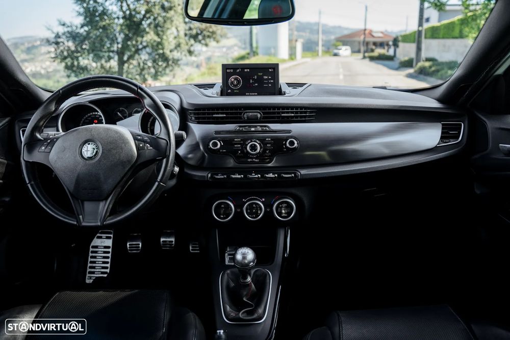 Alfa Romeo Giulietta 2.0 JTDM Distinctive - 16