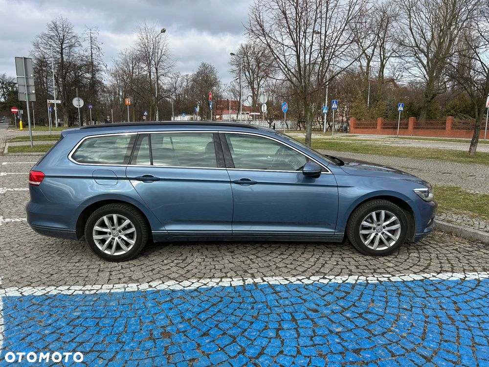 Volkswagen Passat 1.8 TSI BMT Comfortline - 2