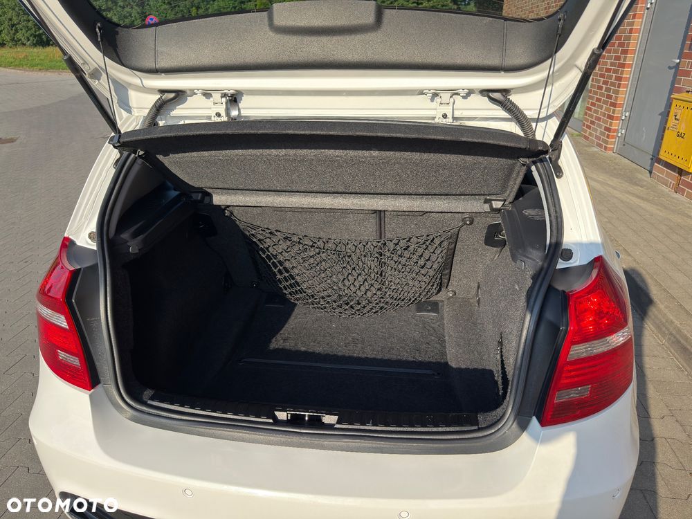 BMW Seria 1 - 35