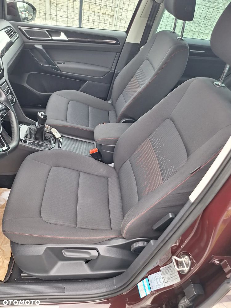 Volkswagen Golf 1.6 TDI BMT Highline - 26