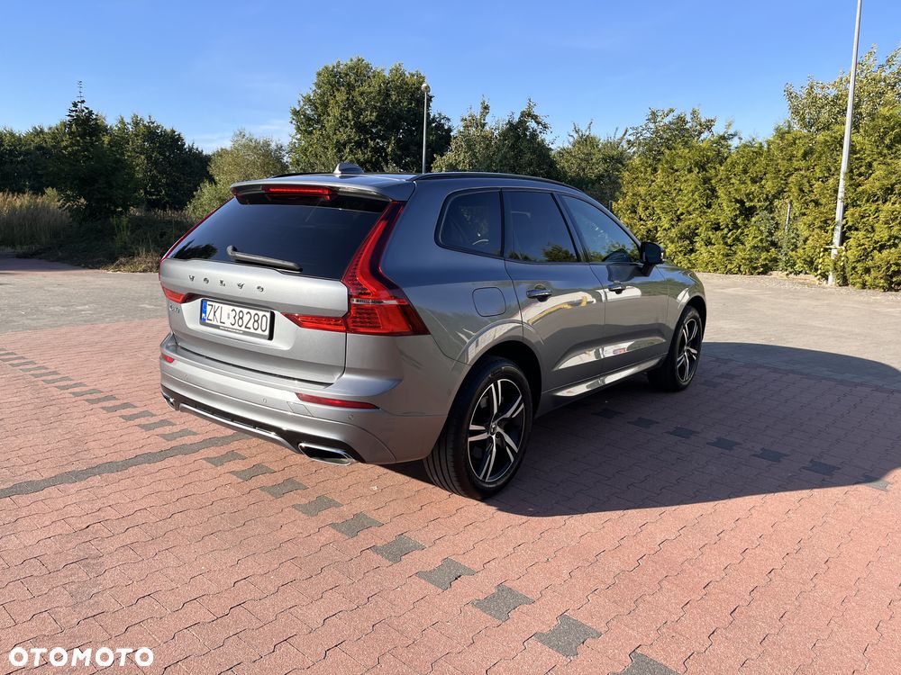 Volvo XC 60 D4 AWD R-Design - 3